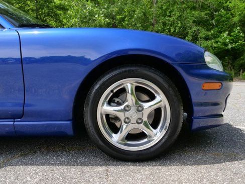 Used 1999 MAZDA MX-5 Miata 10th Anniversary Edition RWD image 39