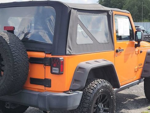 Used 2012 Jeep Wrangler Sport w/ Connectivity Group AWD/4WD image 7