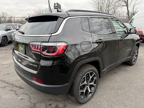 New 2026 Jeep Compass Limited image 9