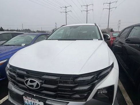 Certified 2025 Hyundai Tucson SEL image 2