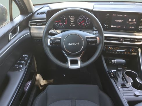 Used 2024 Kia K5 LXS FWD image 13