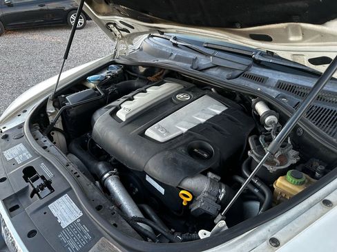 Used 2009 Volkswagen Touareg V6 AWD/4WD image 27