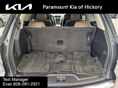 Used 2015 GMC Acadia SLT w/ Technology Package image 10