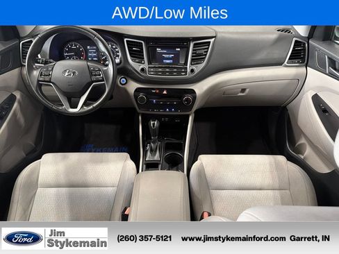 Used 2016 Hyundai Tucson Sport FWD image 2
