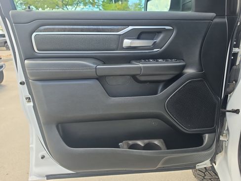 Used 2019 RAM 1500 Big Horn AWD/4WD image 9