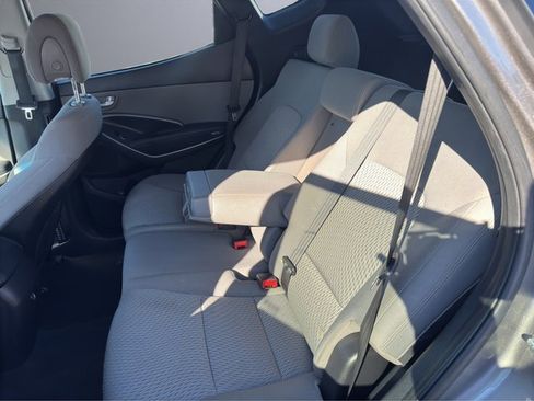 Used 2018 Hyundai Santa Fe Sport image 21