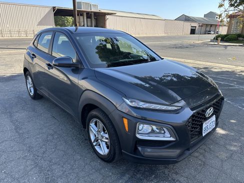 Used 2020 Hyundai Kona SE image 4