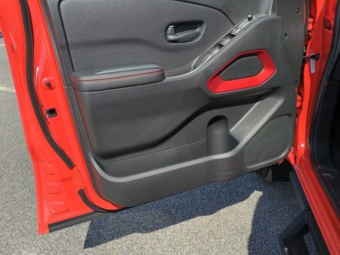 New 2026 Nissan Frontier PRO-4X w/ Pro-4x Convenience Package image 11