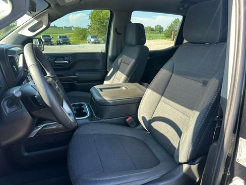 Used 2019 GMC Sierra 1500 Elevation w/ Elevation Value Package AWD/4WD image 9