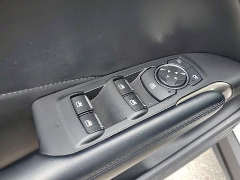 Used 2018 Lincoln MKC Premiere image 17