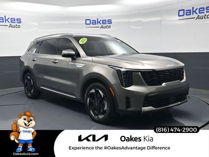 Used 2025 Kia Sorento EX