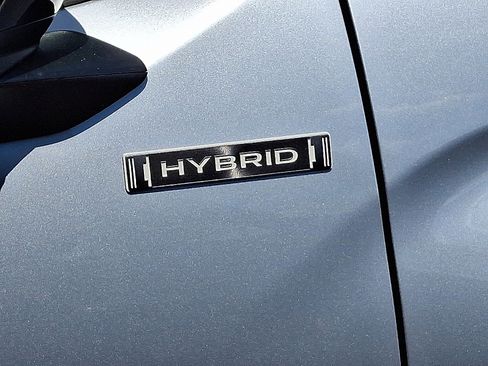 New 2025 Subaru Forester Touring image 4