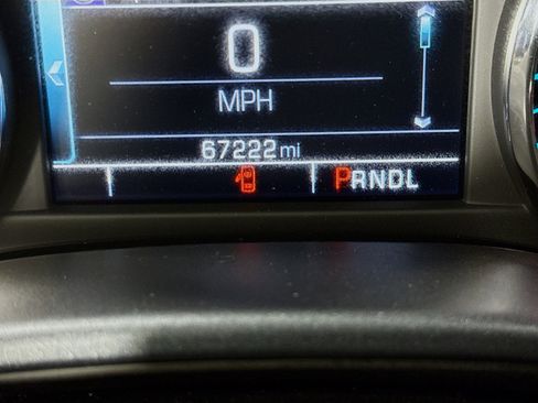 Used 2018 Chevrolet Silverado 1500 LT image 16