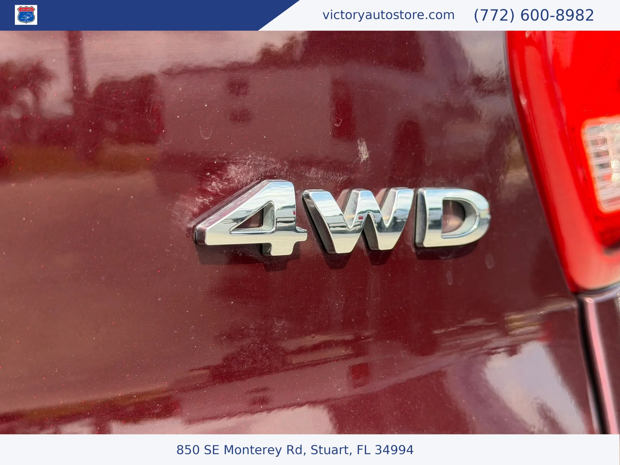 Used 2018 Ford Explorer XLT w/ Equipment Group 202A AWD/4WD image 31
