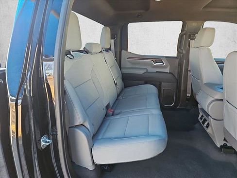 Used 2025 Chevrolet Silverado 1500 LT image 19