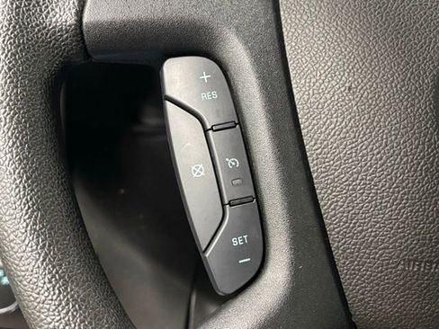 Used 2022 GMC Savana 2500 w/ Driver Convenience Package image 19