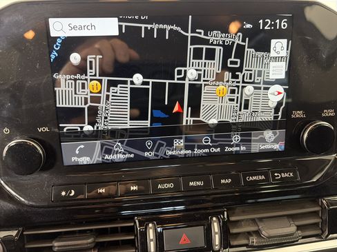 Used 2023 Nissan Pathfinder SL image 23