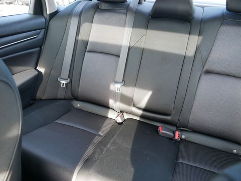 Used 2020 Honda Accord EX image 12