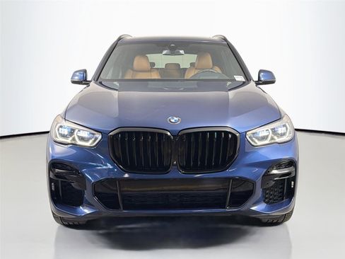 Used 2022 BMW X5 xDrive40i w/ M Sport Package AWD/4WD image 2