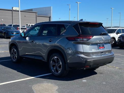New 2026 Nissan Rogue SV image 6