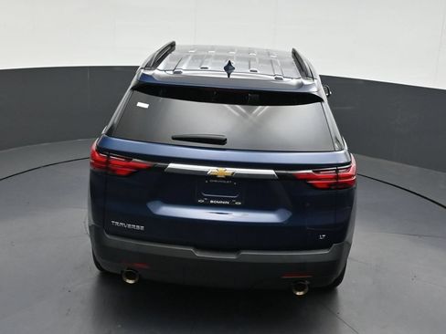 Used 2023 Chevrolet Traverse LT FWD image 19