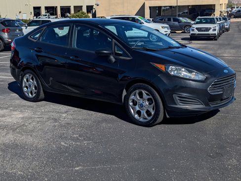 Used 2014 Ford Fiesta S image 1