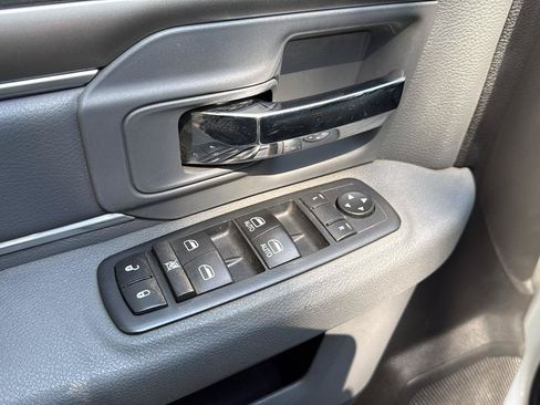Used 2017 RAM 1500 Big Horn AWD/4WD image 11