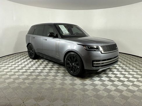 Certified 2023 Land Rover Range Rover SE image 6