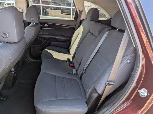 Used 2019 Kia Sorento AWD w/ LX Convenience Package image 22