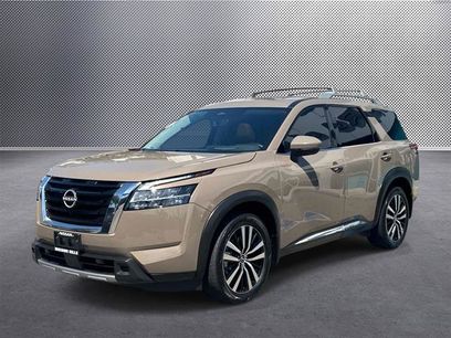 Used 2023 Nissan Pathfinder Platinum w/ Cargo Package