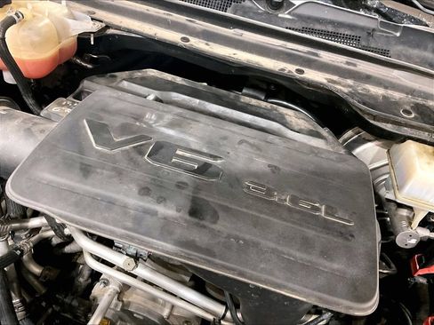 Used 2019 RAM 1500 Big Horn AWD/4WD image 36