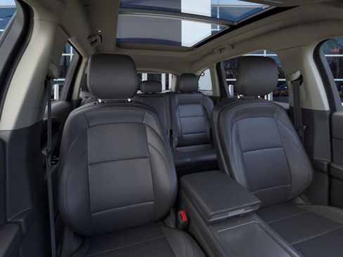 New 2026 Lincoln Nautilus Premier w/ Equipment Group 102A AWD/4WD image 10
