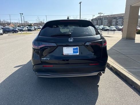 Certified 2024 Honda HR-V Sport image 3