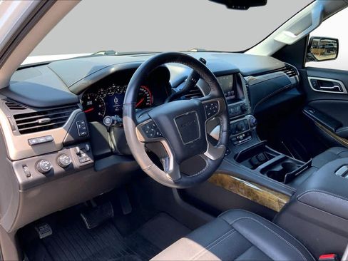 Used 2016 GMC Yukon Denali w/ Open Road Package AWD/4WD image 18