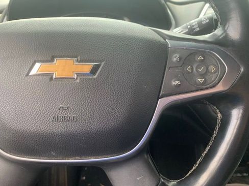 Used 2023 Chevrolet Traverse LT AWD/4WD image 11