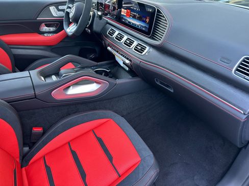 New 2026 Mercedes-Benz GLE 53 AMG 4MATIC Coupe image 16