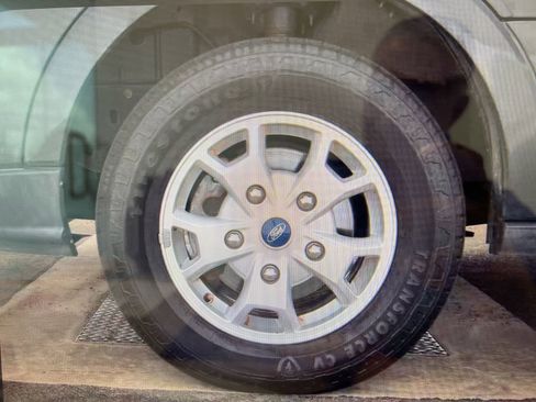 Used 2015 Ford Transit 250 148 Medium Roof image 10