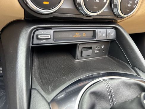 Used 2020 MAZDA MX-5 Miata RF Grand Touring image 54