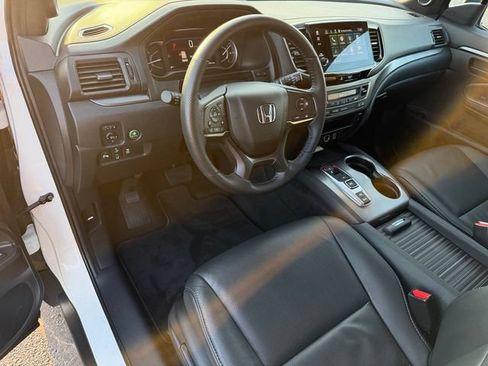 Used 2023 Honda Passport EX-L image 13
