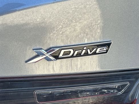 Used 2025 BMW 330i xDrive Sedan image 24