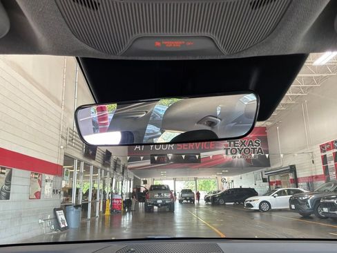 Used 2025 Kia K4 FWD image 17