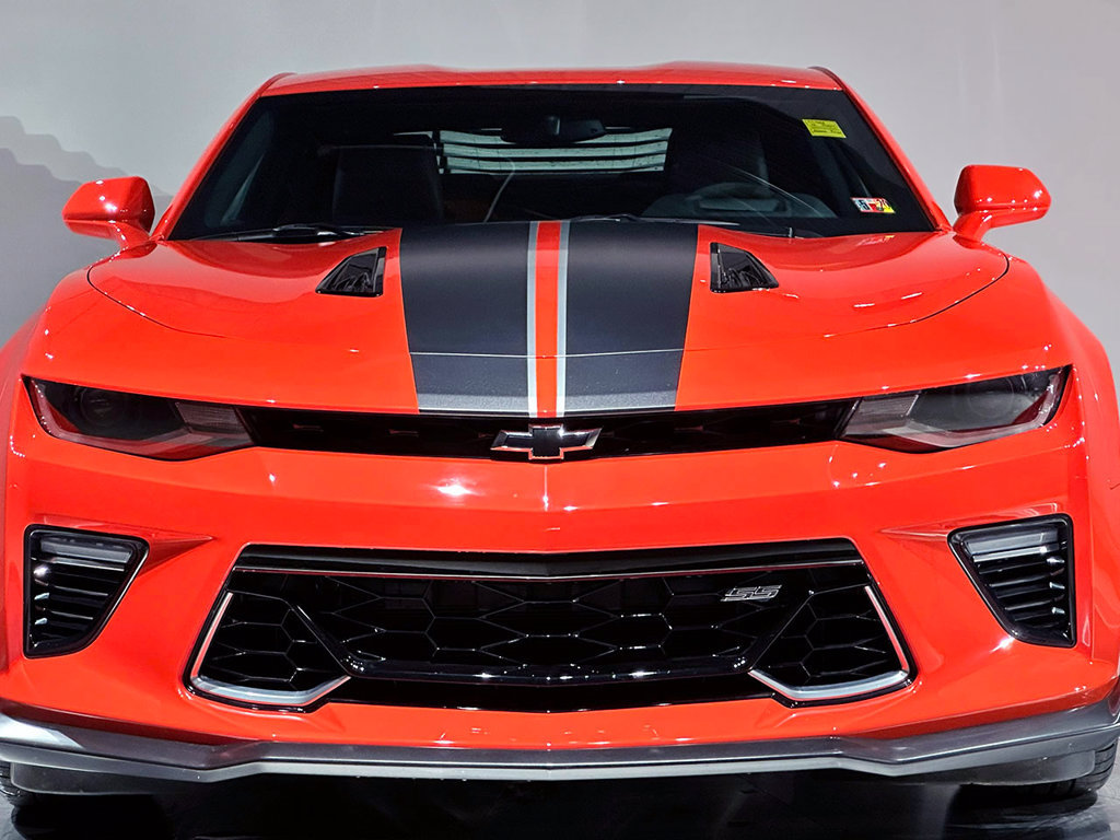 Used 2018 Chevrolet Camaro SS w/ Hot Wheels Edition RWD image 21