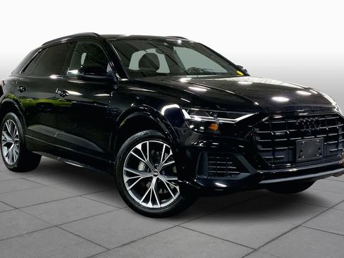 Used 2021 Audi Q8 Premium w/ Black Optic Package image 2