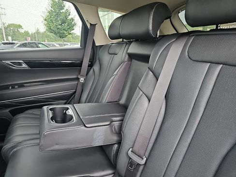 Used 2025 Genesis GV80 2.5T Standard AWD/4WD image 32