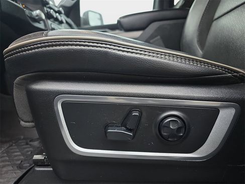 Used 2020 RAM 1500 Laramie w/ Sport Appearance Package image 27