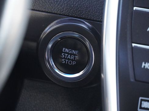 Certified 2017 Toyota Camry XSE image 35