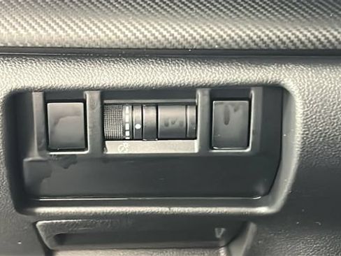 Used 2024 Subaru Crosstrek 2.0i AWD/4WD image 20