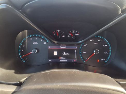 Used 2022 GMC Canyon AT4 image 17