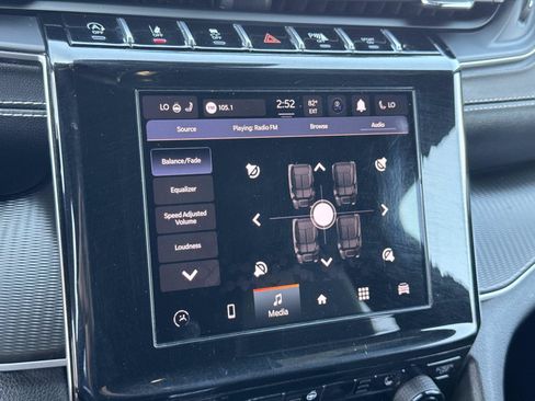 Used 2023 Jeep Grand Cherokee Altitude AWD/4WD image 13