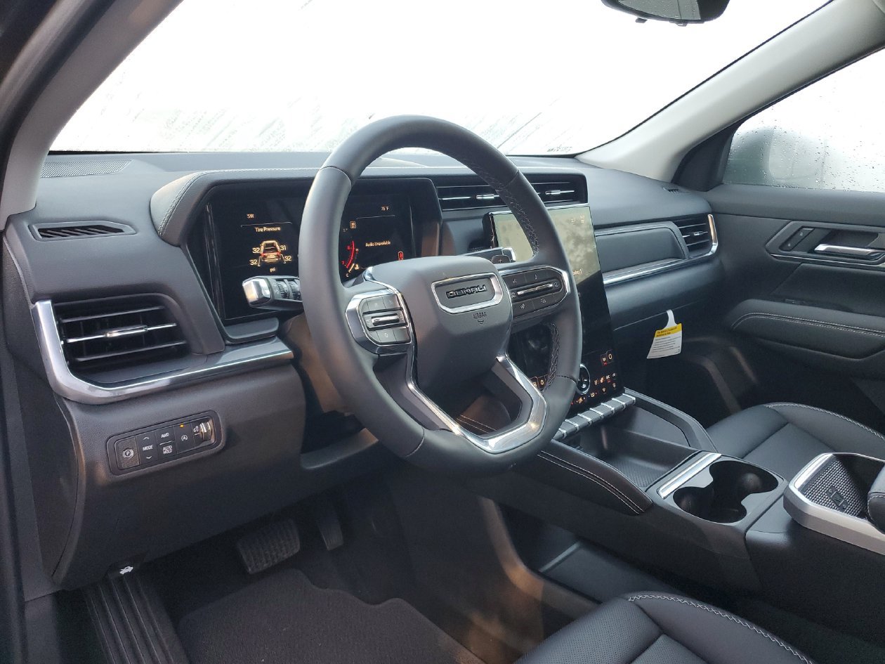 Used 2027 GMC Terrain Denali AWD/4WD image 19